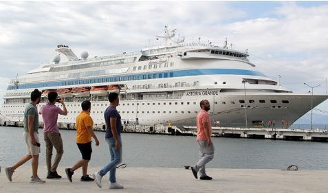BODRUM KRUVAZIYER SEZONUNU AÇTI