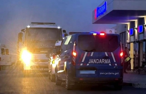 CEZAEVİNDEN NAKİL EDİLİRKEN SALDIRIDA ÖLDÜ
