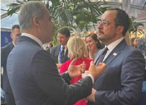 HAKAN FİDAN’LA PARİS’TE GÖRÜŞME YAPTI