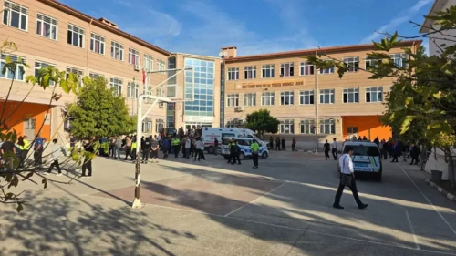MANİSA TURGUTLU'DA OKUL SALDIRISI