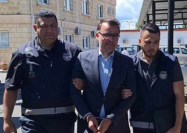 KKTC'DE ''SAHTE DİPLOMA'' FOSEPTİĞİ PATLADI